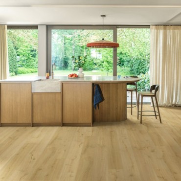 Quick-Step Impressive Almond Oak Laminate Flooring IM8255