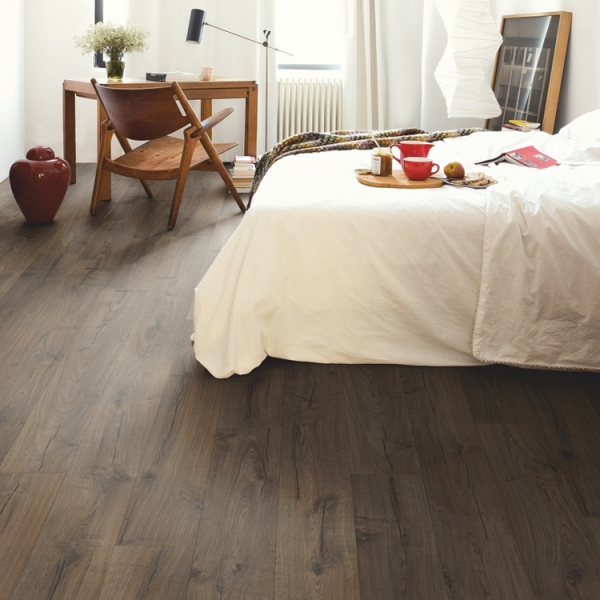 Quick-Step Impressive Ultra Classic Oak Brown Laminate Flooring